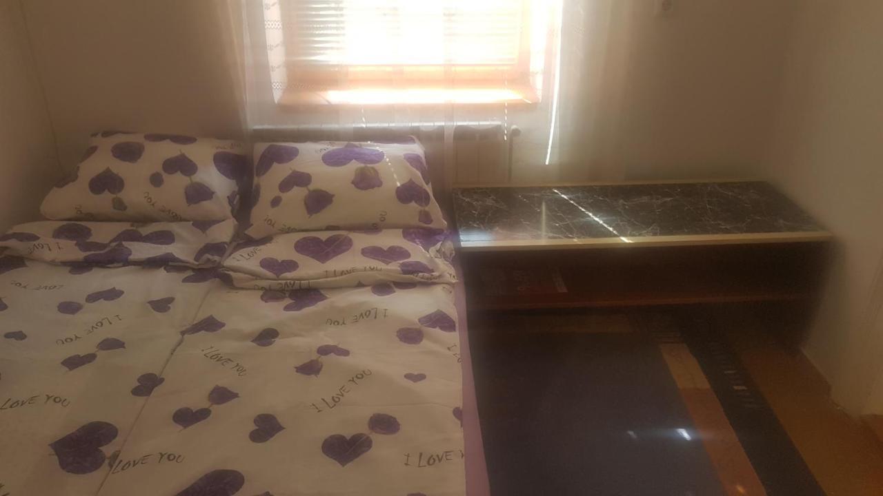 Amy Apartman Тузла Екстер'єр фото